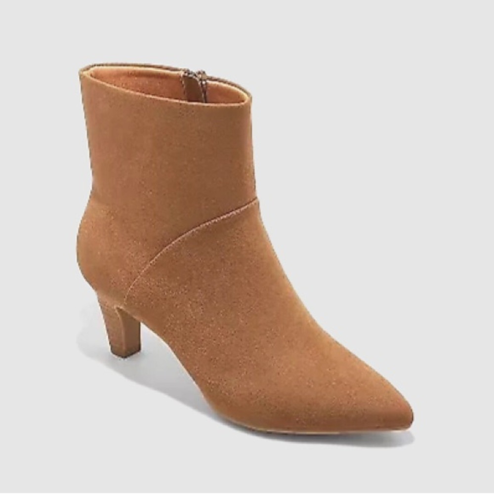 NWT Universal Thread Frances Brown Suede Ankle Boots Size 9.5